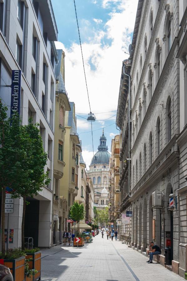 Luxury Peaceful Apartment By The St Stephen'S Basilica Boedapest Buitenkant foto